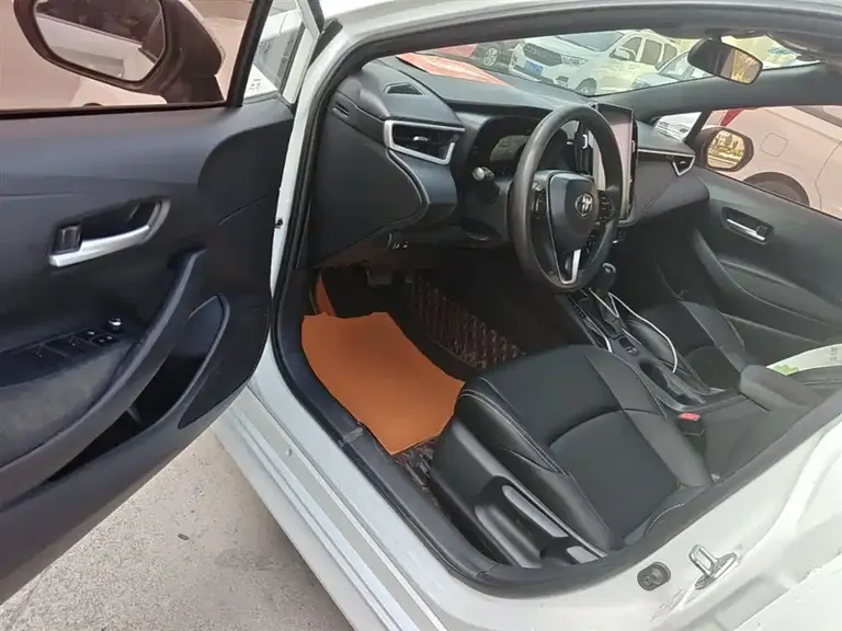 Toyota Levin 185 T CVT Tech CN-V