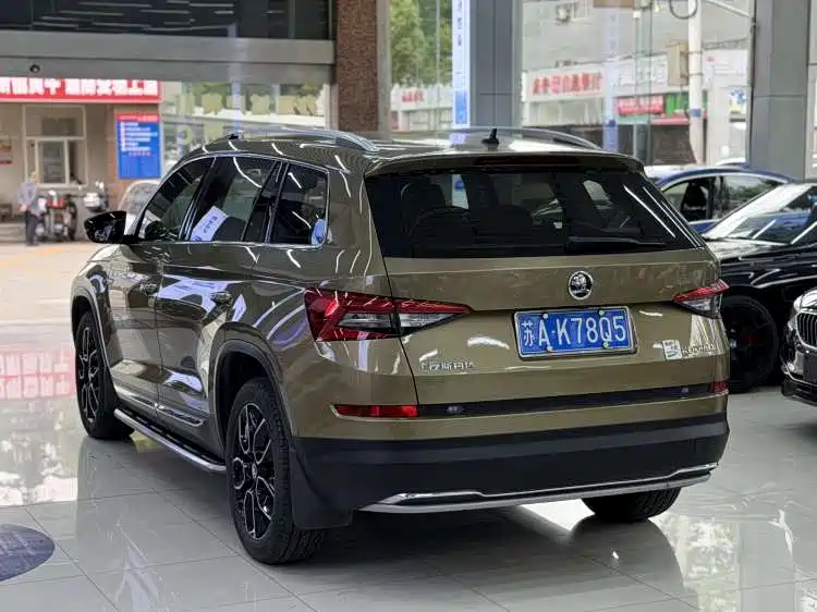 Kodiaq Facelift TSI330 7-seat 2 WD Luxury Enjoyment CN-V