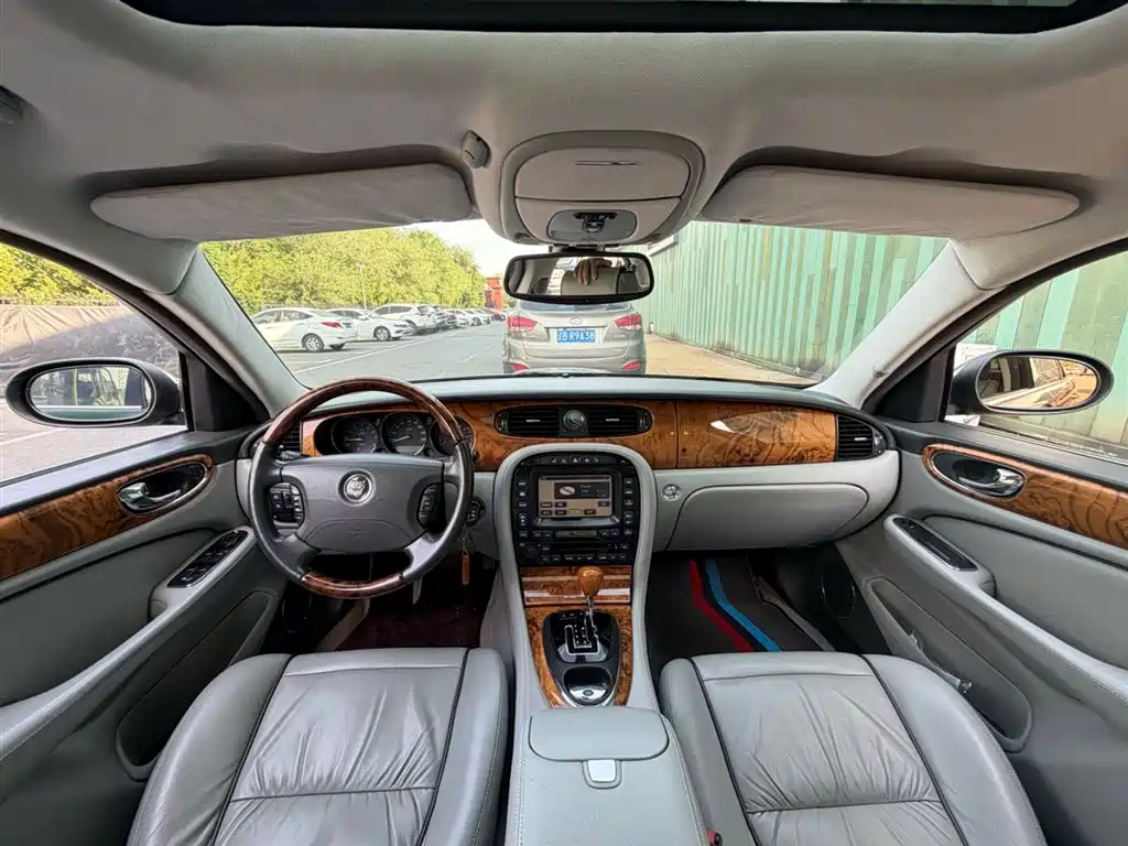 Jaguar XJ XJ6 L 3.0 Royal Extended