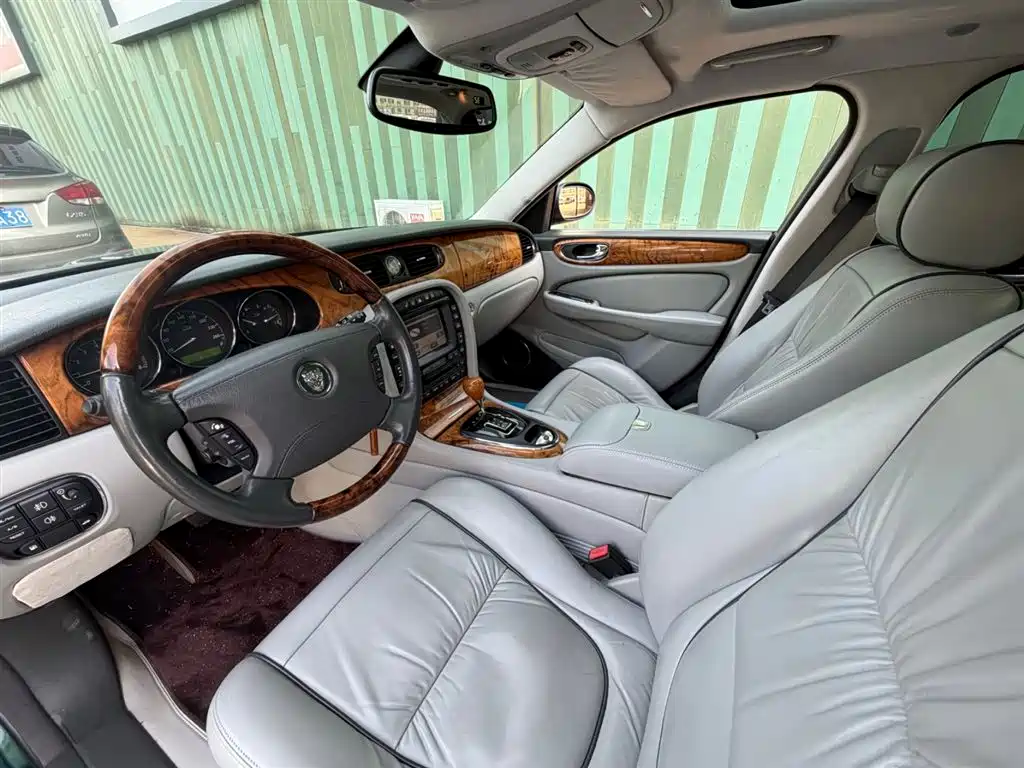 Jaguar XJ XJ6 L 3.0 Royal Extended