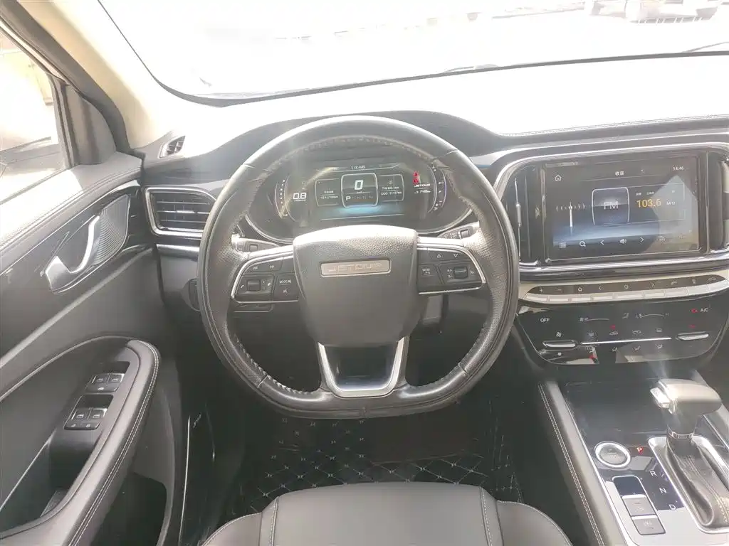 Jetour X90 1.5 T Auto Smart Enjoyment 6-seat CN-V