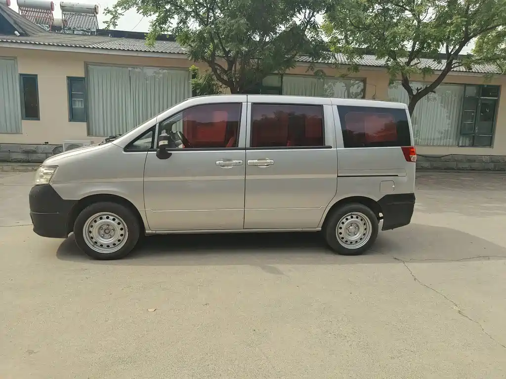 Shuaike 帅客 2013款 改款 1.5 L 手动标准型5座 国IV