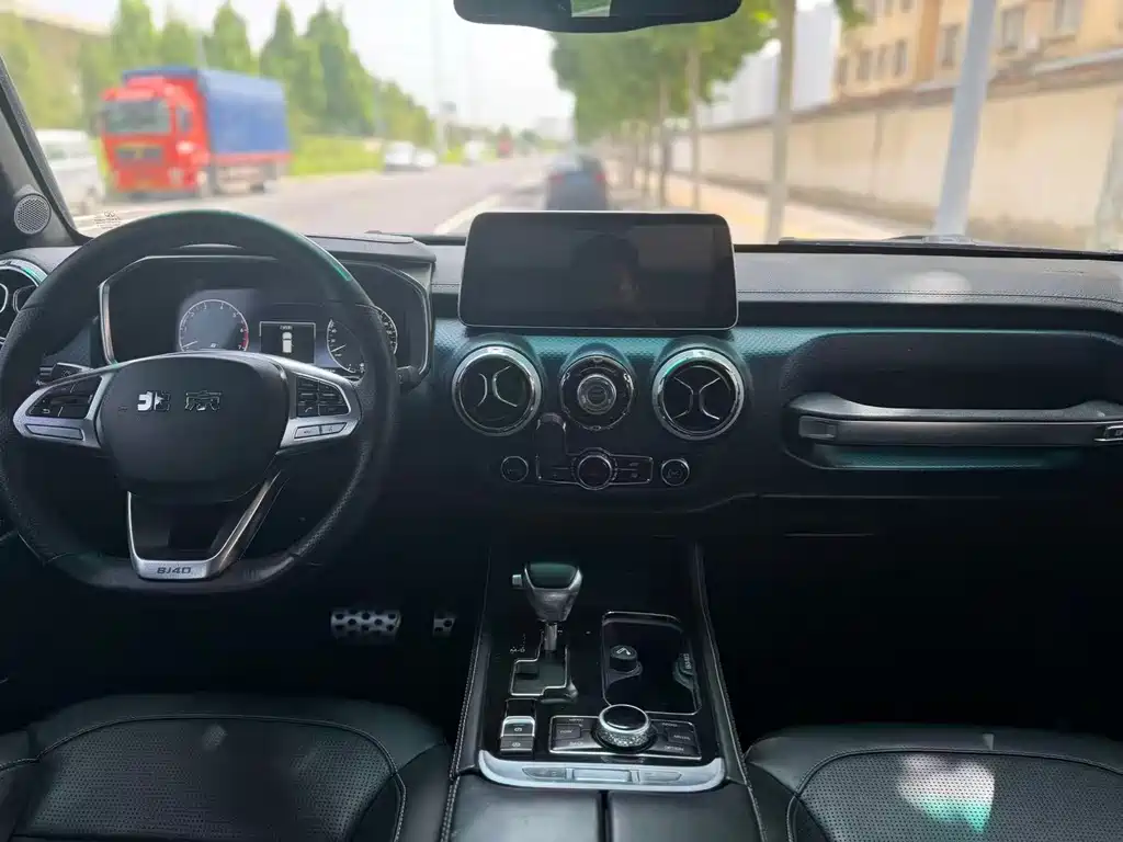 BAIC BJ40 PLUS 2.3 T Auto 4 WD Premium CN-V