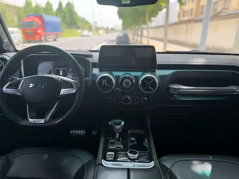 BAIC BJ40 PLUS 2.3 T Auto 4 WD Premium CN-V