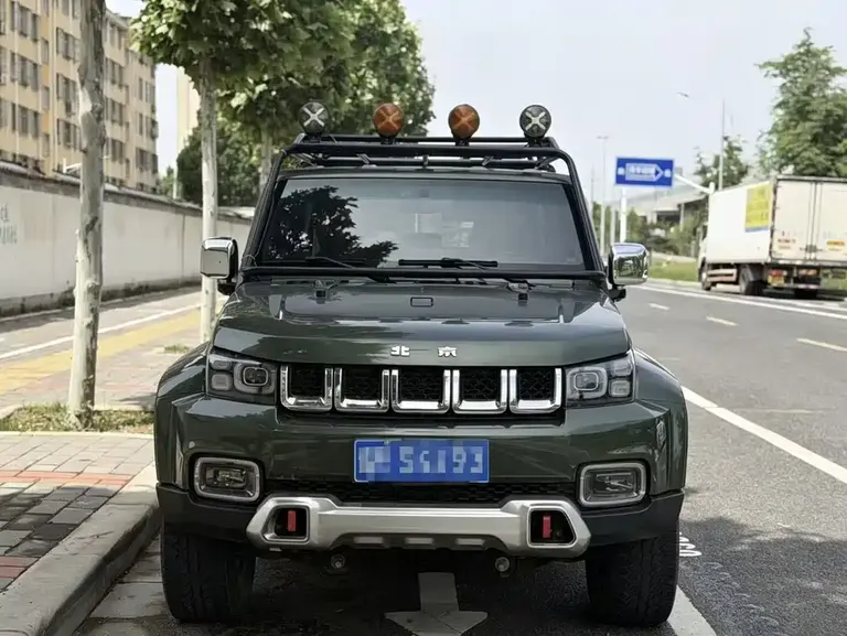 BAIC BJ40 PLUS 2.3 T Auto 4 WD Premium CN-V