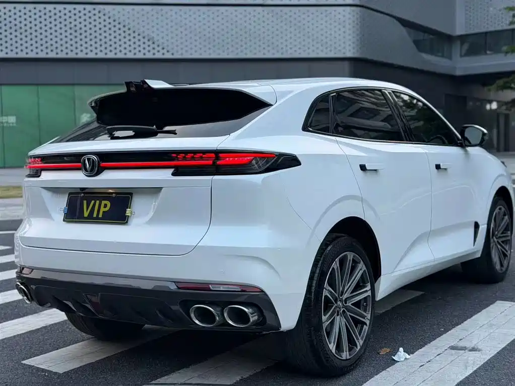 Changan UNI-K 2.0 T Distinguished