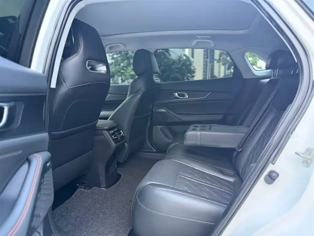 Changan UNI-K 2.0 T Distinguished