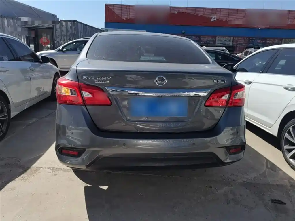 Sylphy Facelift II Classic 1.6 XE CVT Comfort