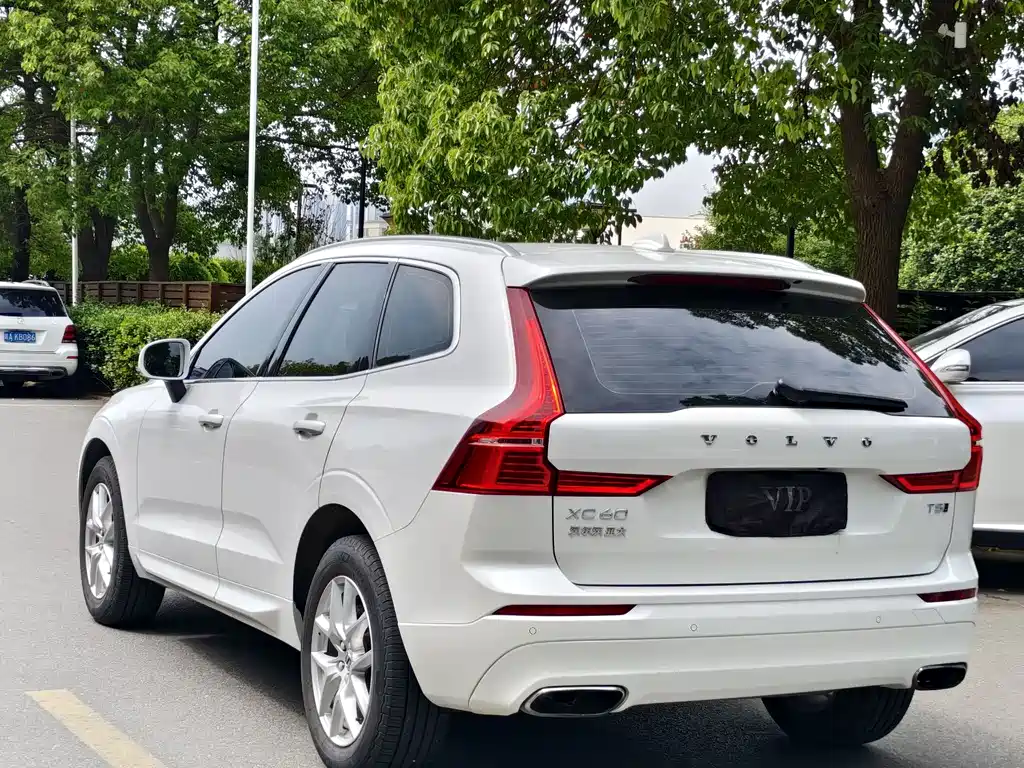 Volvo XC60 T5 4 WD Smart Ease CN-VI