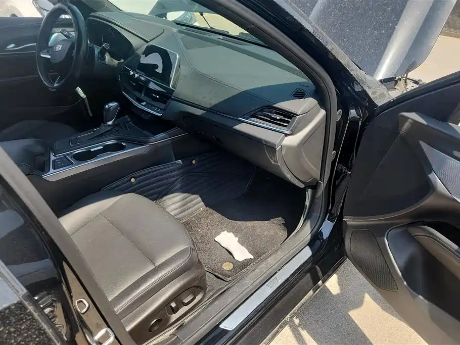 Cadillac CT4 25 T Luxury