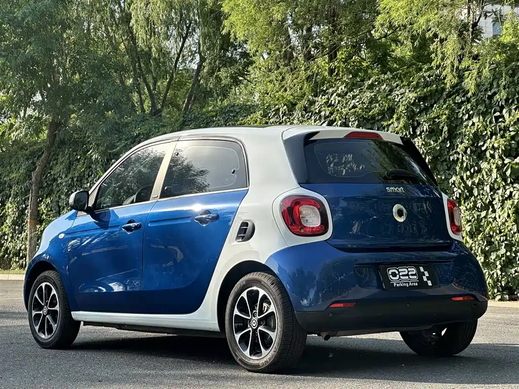smart forfour 1.0 L 52 kW Passion