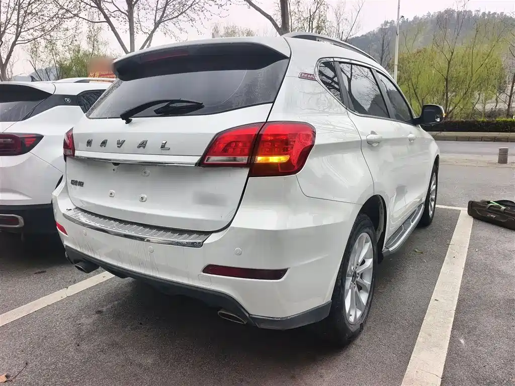 Haval H2 哈弗H2 2018款 红标 1.5 T 手动两驱精英型