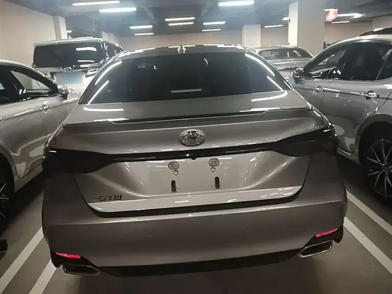 Toyota Avalon 2.0 L Luxury