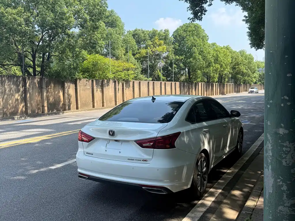 Ruicheng CC 1.5 T Auto Trend Sharp