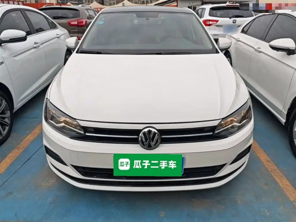 Polo Plus 1.5 L Auto Colorful Tech