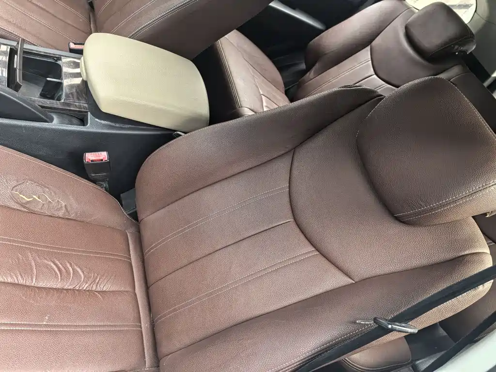 Roewe W5 荣威W5 2013款 1.8 T 2 WD 自动胜域版