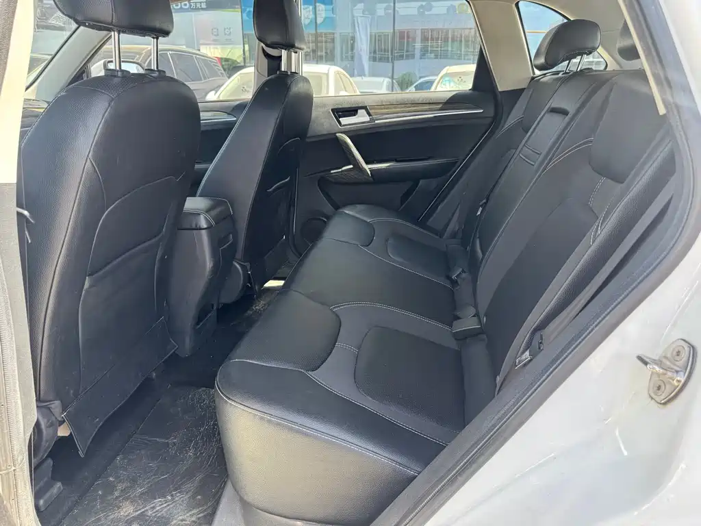 Zotye T600 众泰T600 2014款 1.5 T 手动精英型