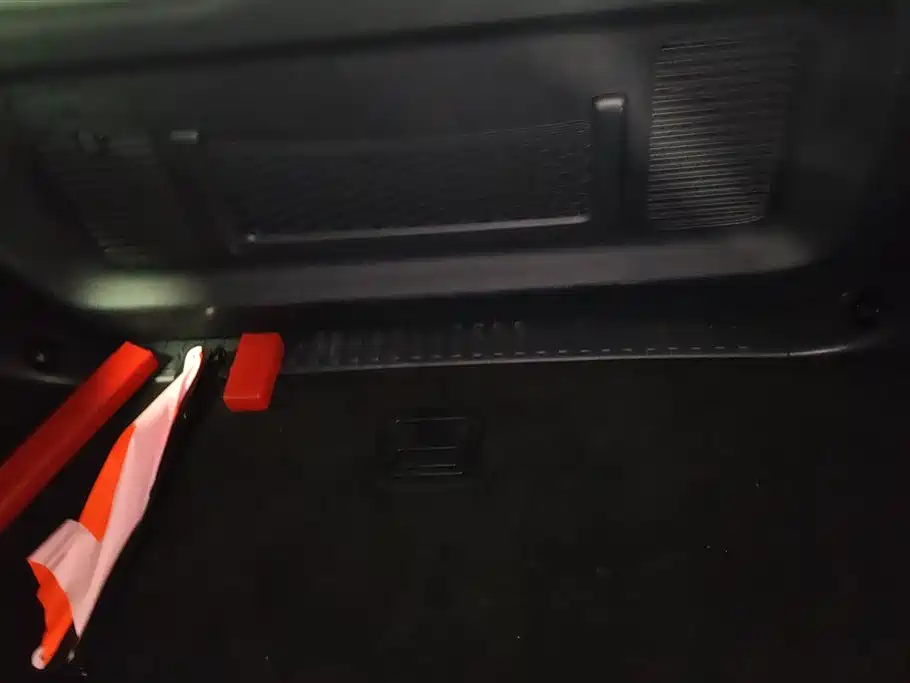 Leopard 5 Cloud Chariot Flagship