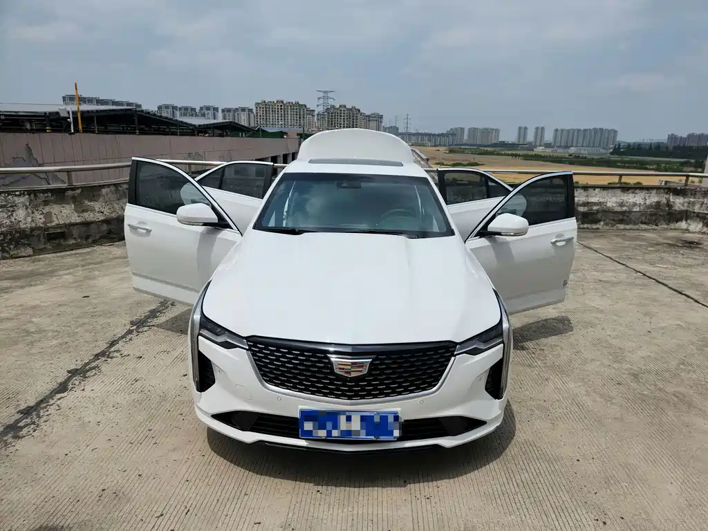 Cadillac CT4 28 T Luxury