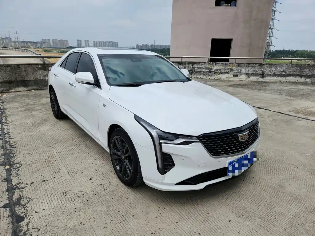 Cadillac CT4 28 T Luxury