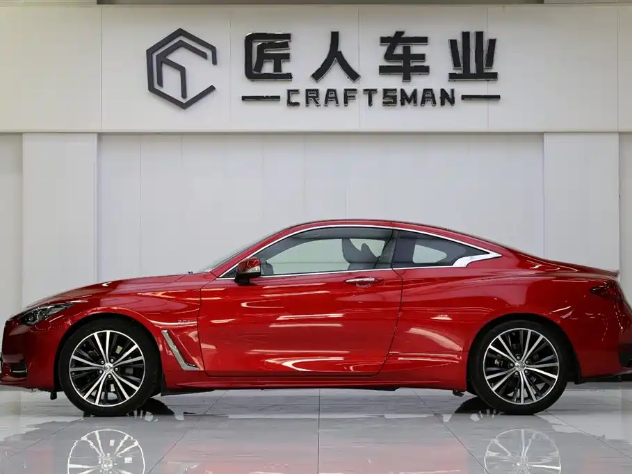 Infiniti Q60 英菲尼迪Q60 2017款 2.0 T 豪华版