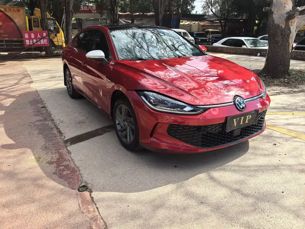 Lamando Lamando L 280 TSI DSG Dazzle Hot