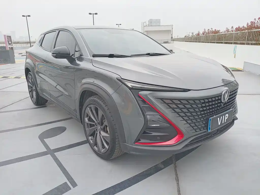 Changan UNI-T 1.5 T Distinguished
