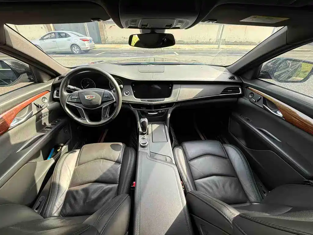 Cadillac CT6 28 T Luxury
