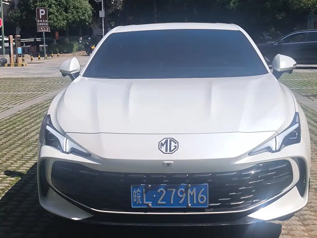MG7 1.5 T DCT Supreme Beauty Luxury