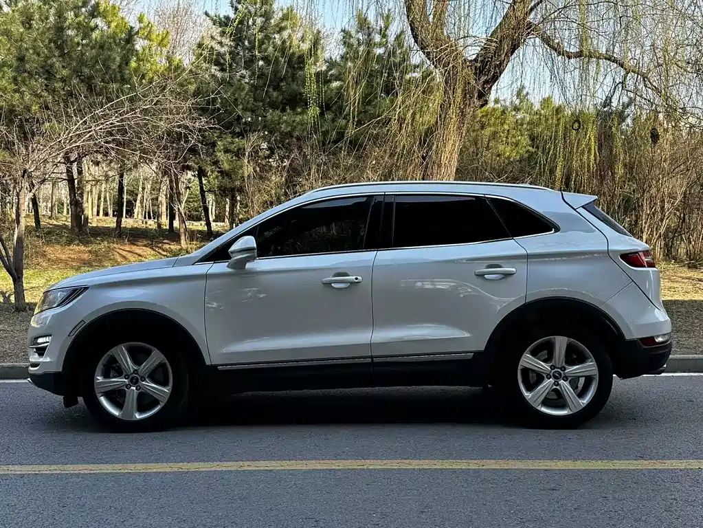 Lincoln MKC 2.0 T 2 WD Premium