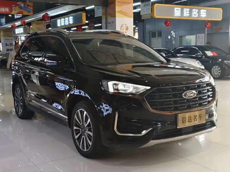 Edge PLUS EcoBoost 245 2 WD Grand Sharp 7-seat