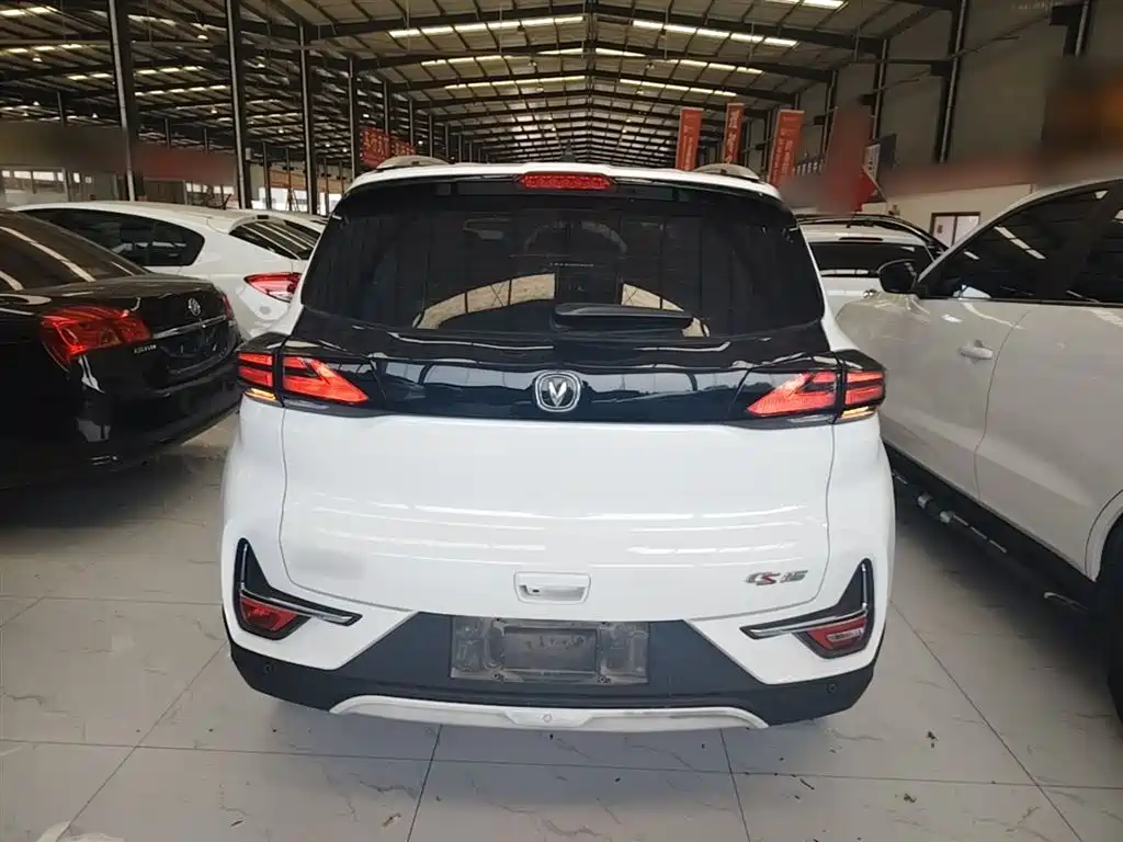 Changan CS15 长安CS15 2019款 1.5 L 手动进取型 国VI