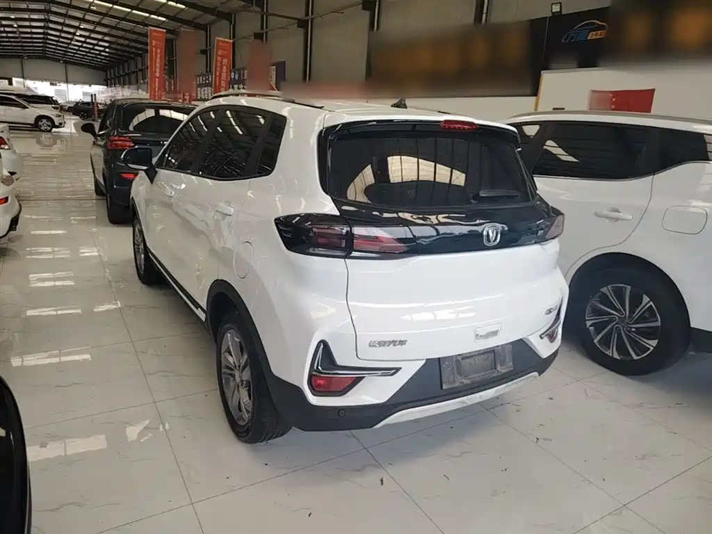 Changan CS15 长安CS15 2019款 1.5 L 手动进取型 国VI
