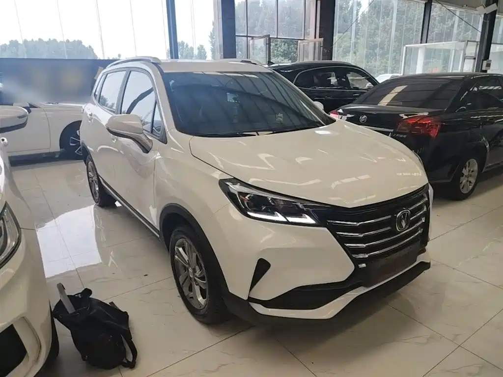 Changan CS15 长安CS15 2019款 1.5 L 手动进取型 国VI