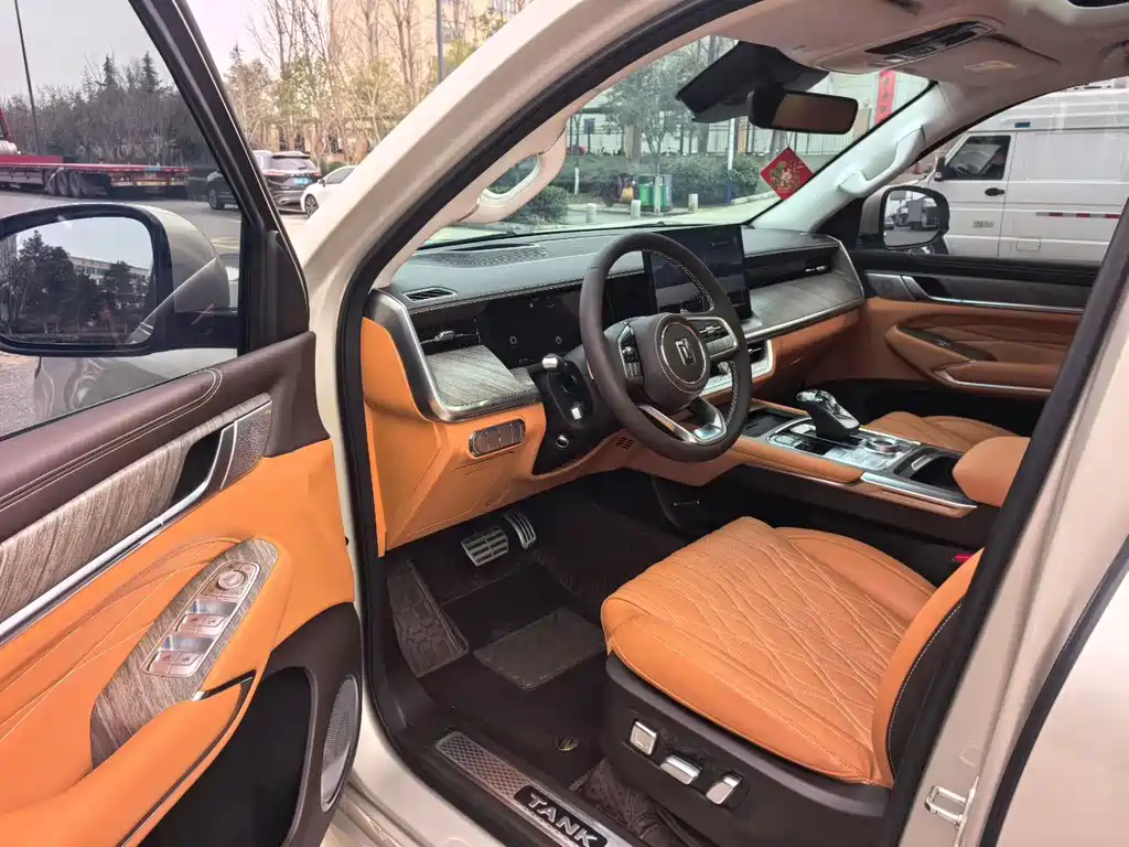 Tank 500 3.0 T Sport Realm 5-seat