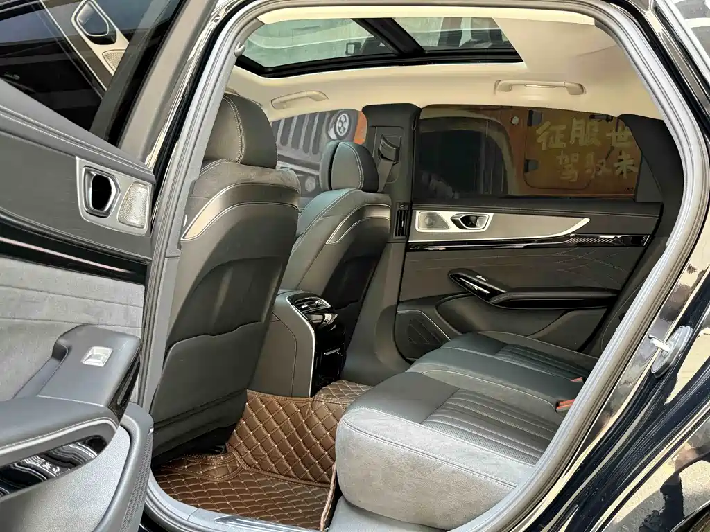 Hongqi H9 2.0 T 2 WD Flagship Enjoyment Private Style 5-seat