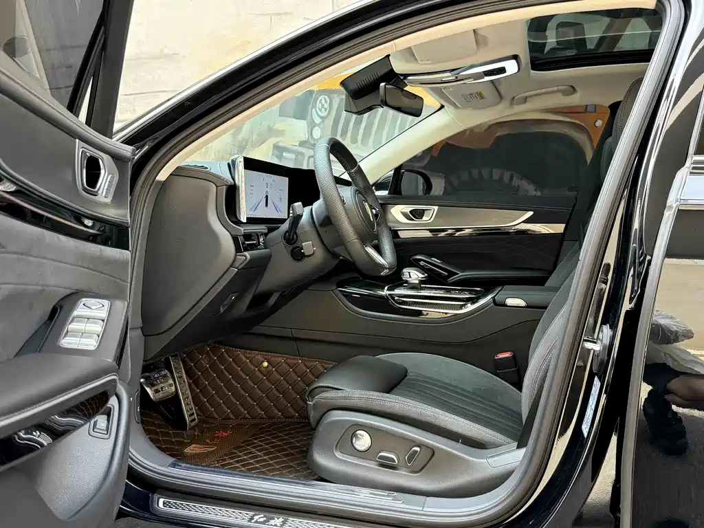 Hongqi H9 2.0 T 2 WD Flagship Enjoyment Private Style 5-seat
