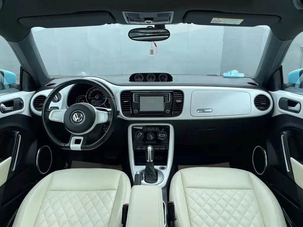 Beetle 180 TSI Style Joy