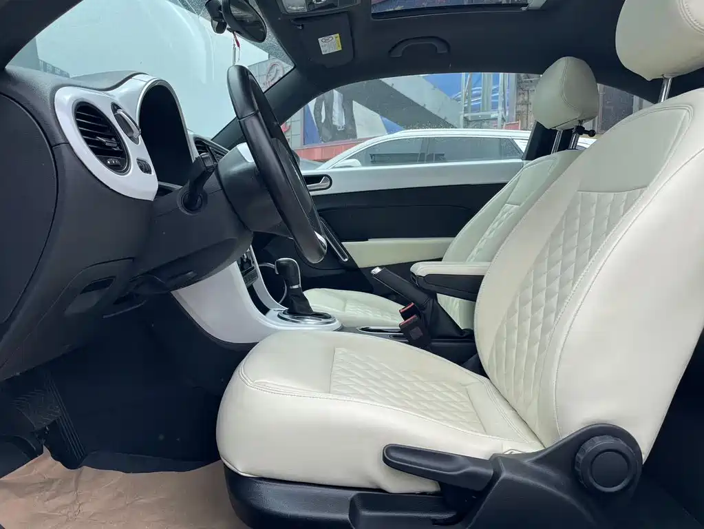 Beetle 180 TSI Style Joy