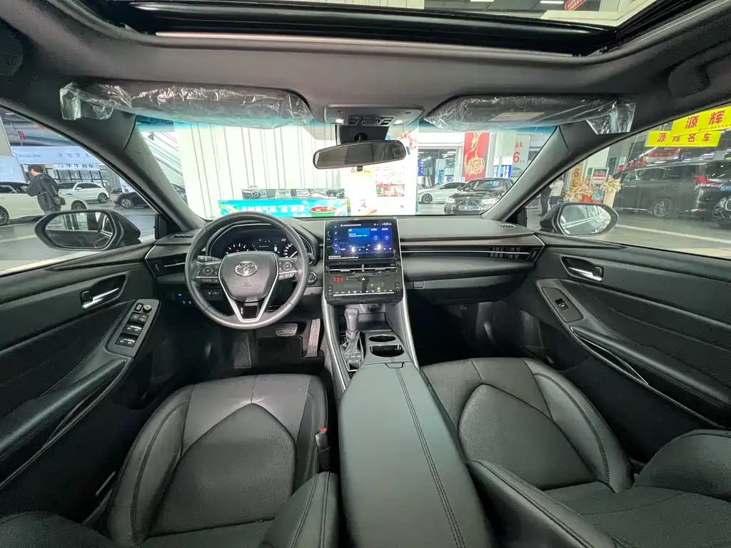 Avalon 2.5 L Luxury