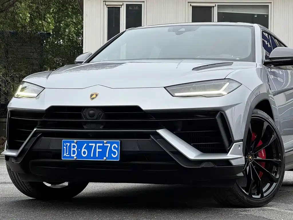 Urus 4.0 T V8 S