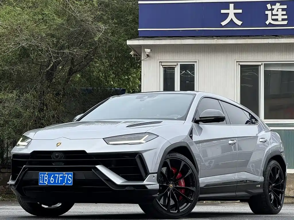 Urus 4.0 T V8 S