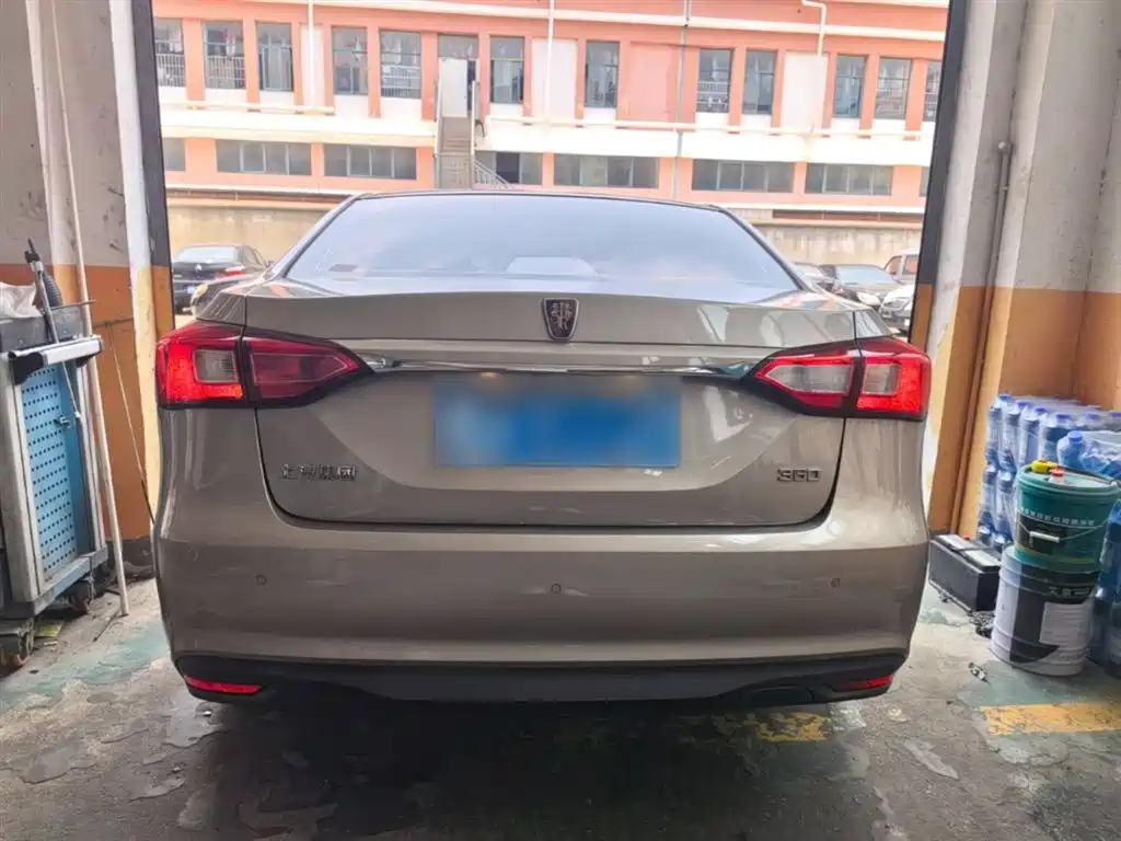 Roewe 360 1.5 L Auto Luxury