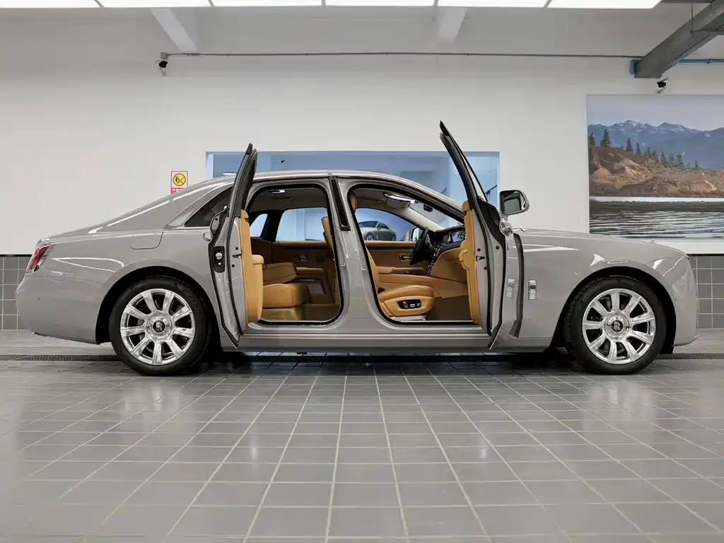 Ghost 6.7 T Standard Wheelbase