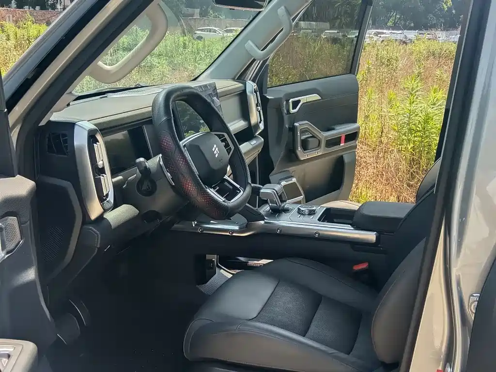 Jetour Traveller 2.0 T 4 WD Cross PRO