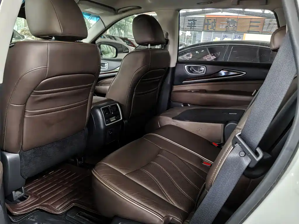 Infiniti QX60 (Import) 英菲尼迪QX60(进口) 2014款 2.5 S/C Hybrid 两驱卓越版