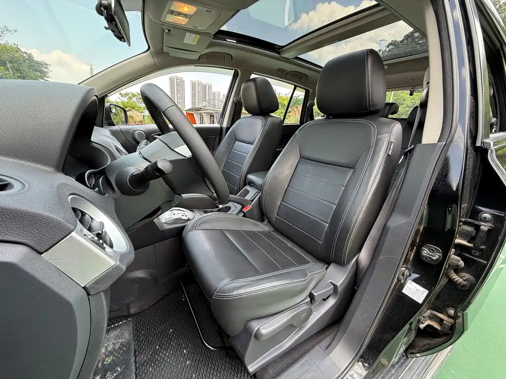 Koleos (Import) 2.0 L 2 WD Fashion