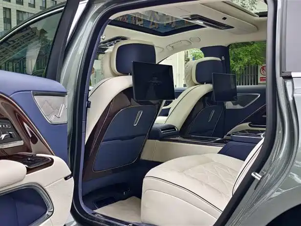 Hongqi Jinkuihua Guoya 4.0 T V8