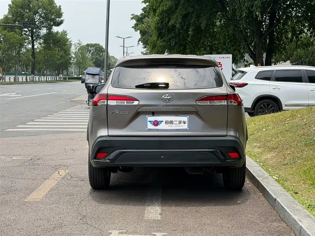 Frontlander 2.0 L CVT Elite