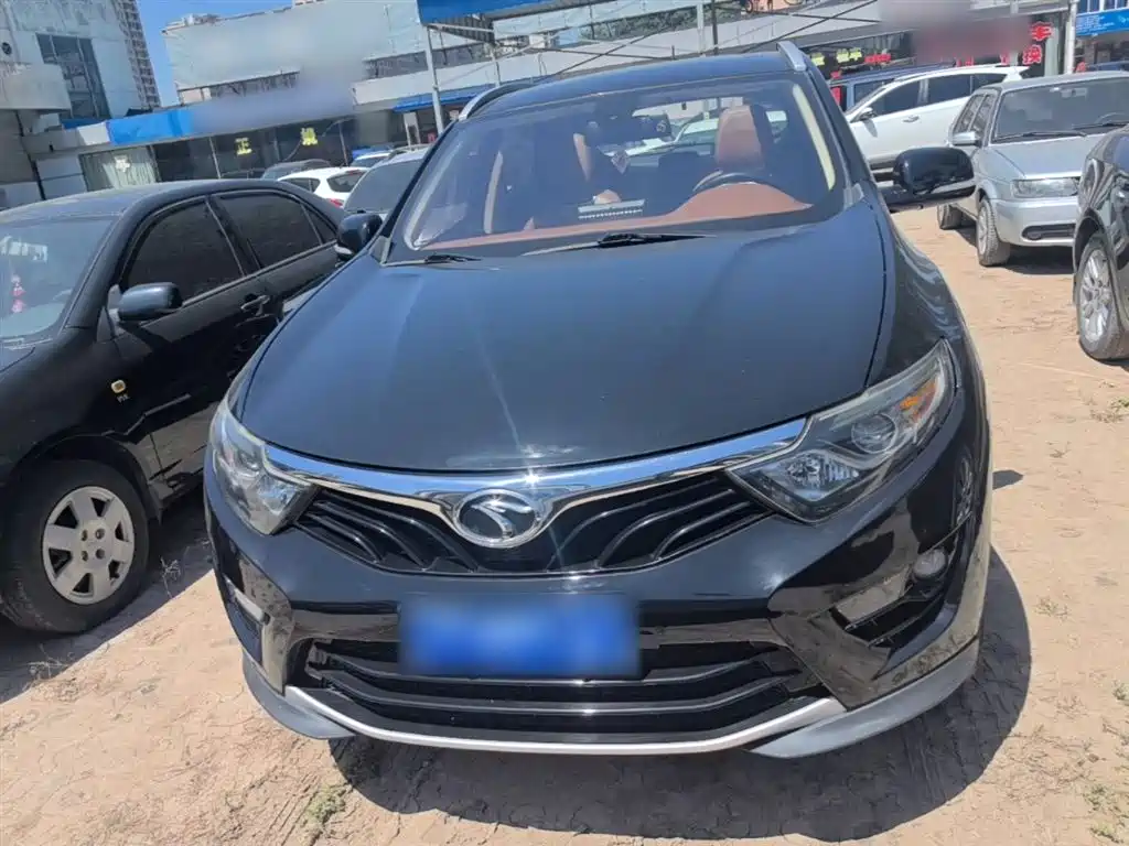 Soueast DX7 1.5 T Auto Luxury